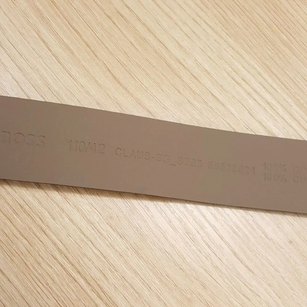 HUGO BOSS Belt Mens Size 42 Chocolate Brown Grained Leather CLAUS